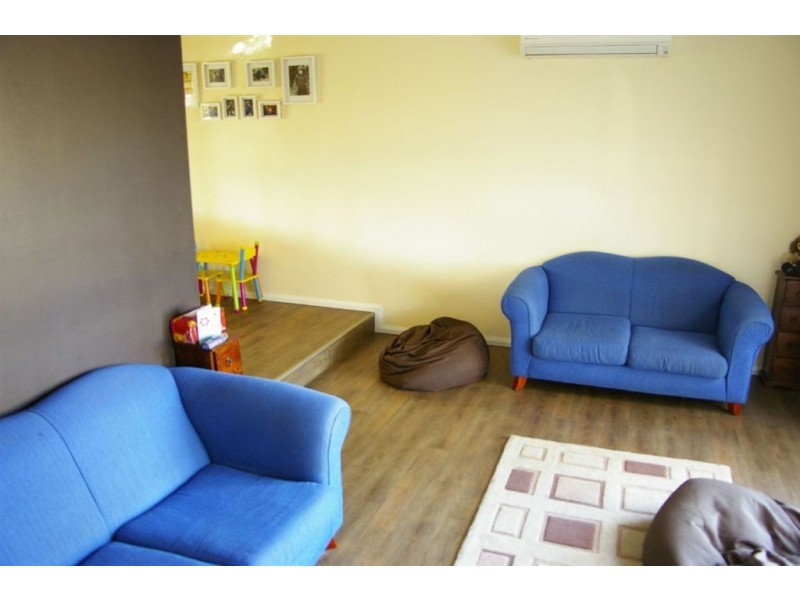 11 Astron Place, Waggrakine WA 6530