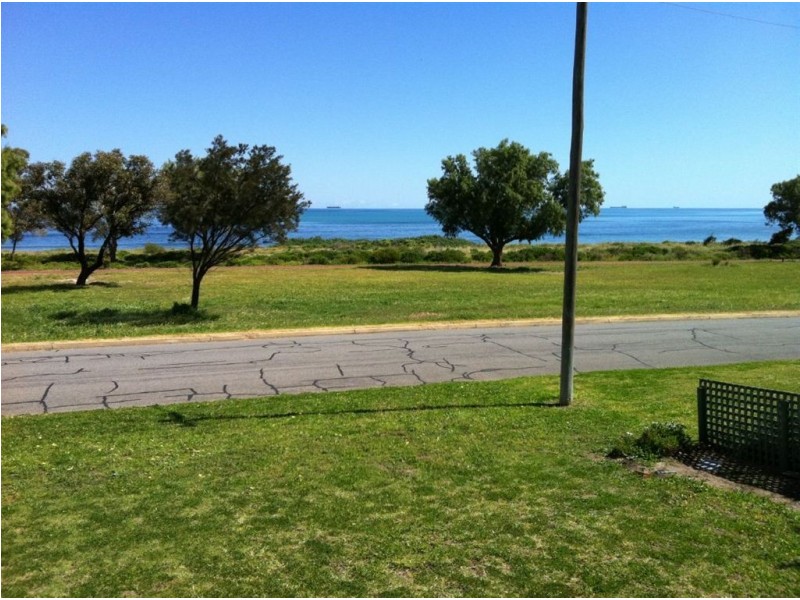 142 kempton street, Geraldton WA 6530