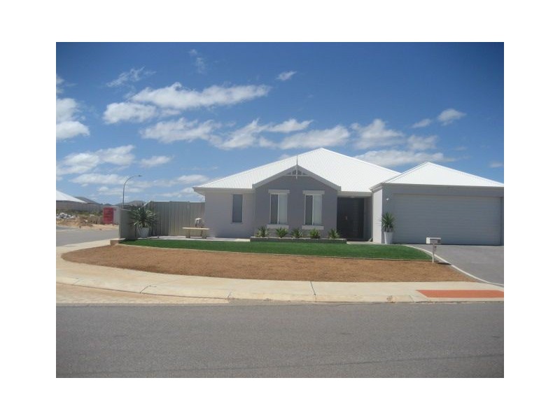 15 Poseidon Way, Drummond Cove WA 6532