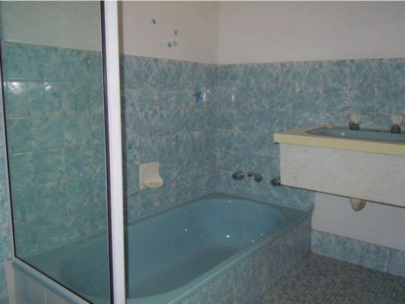 13 Waldeck Street, Geraldton WA 6530