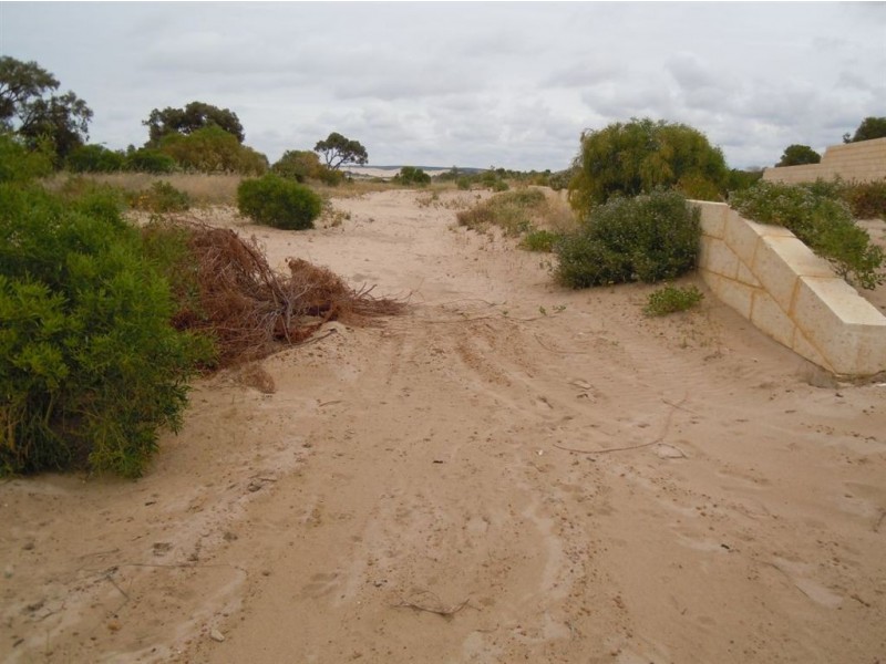 69 Whitehill Road, Drummond Cove WA 6532