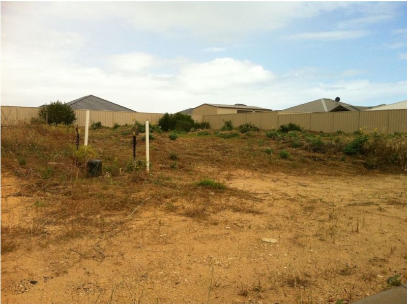 10 Mandalay Loop, Wandina WA 6530