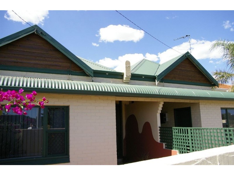 124 & 126 Chapman Road, Geraldton WA 6530