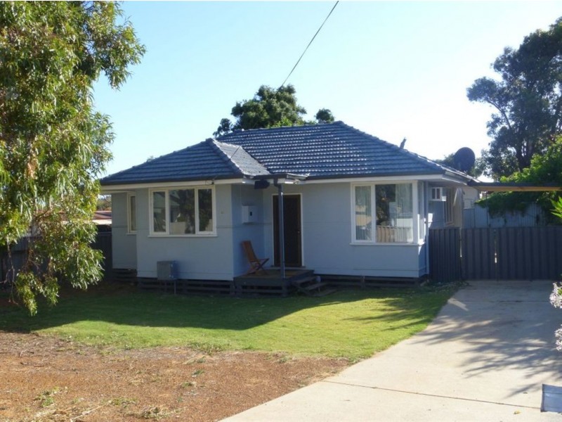 30 Felicia Street, Rangeway WA 6530