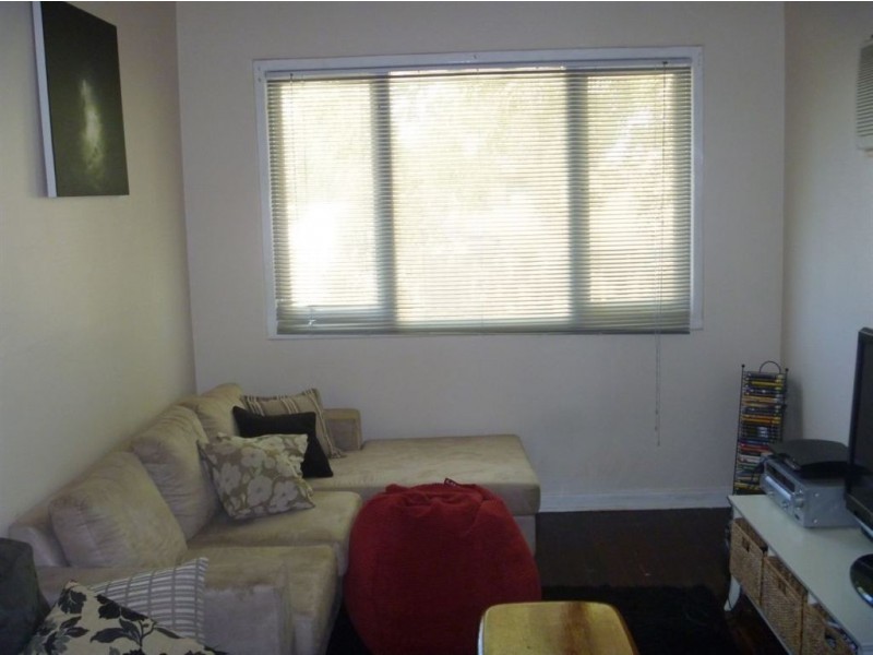 30 Felicia Street, Rangeway WA 6530