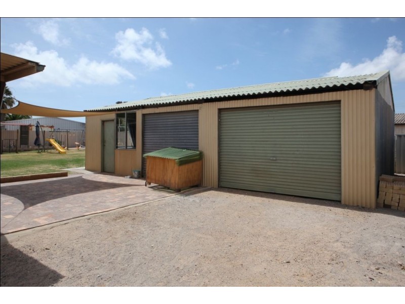 10 Ritchie Way, Rangeway WA 6530
