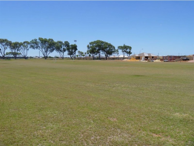 31A Devenish Street, Utakarra WA 6530