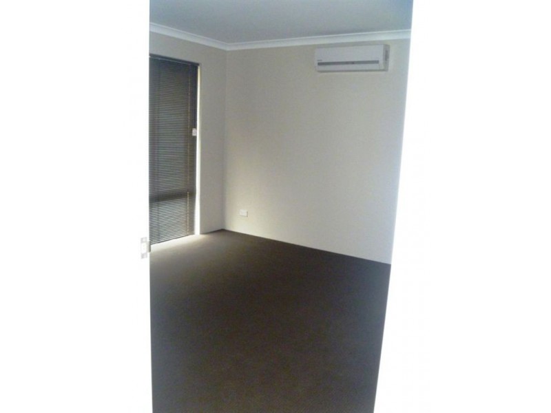 17 Barnacle Road, Drummond Cove WA 6532