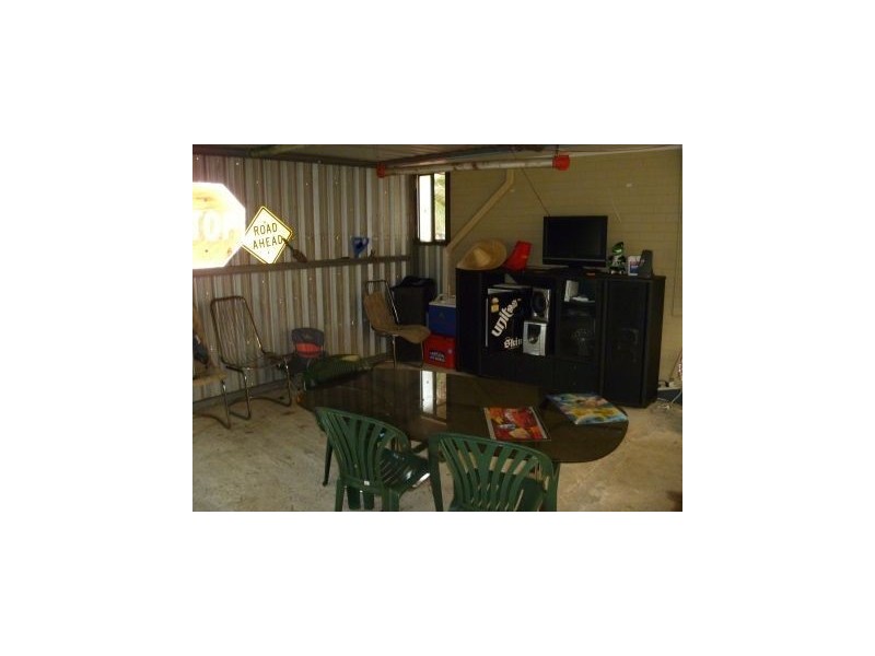 9 Melbourne Street, Waggrakine WA 6530