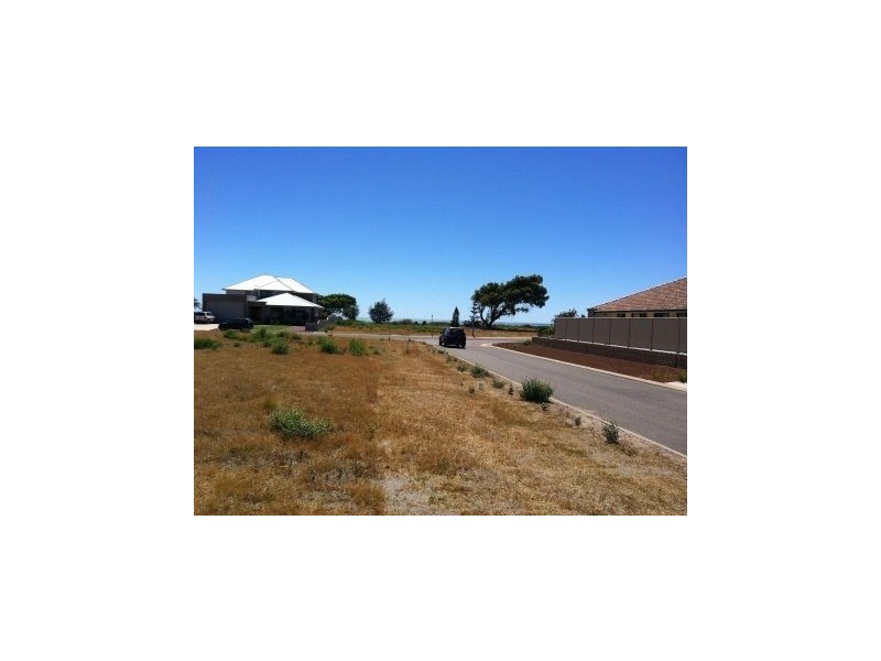 61 Wavecrest Circle, Drummond Cove WA 6532