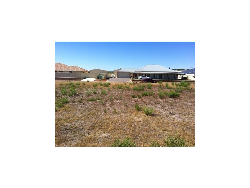 61 Wavecrest Circle, Drummond Cove WA 6532