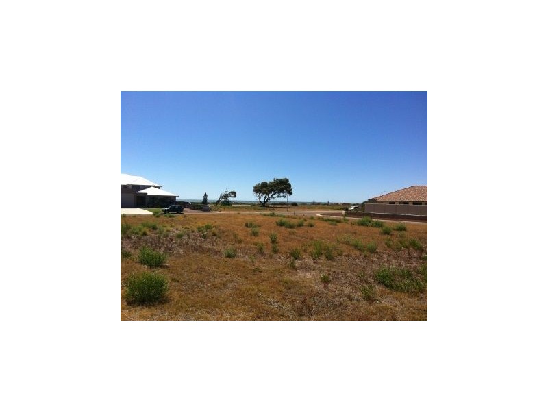 61 Wavecrest Circle, Drummond Cove WA 6532