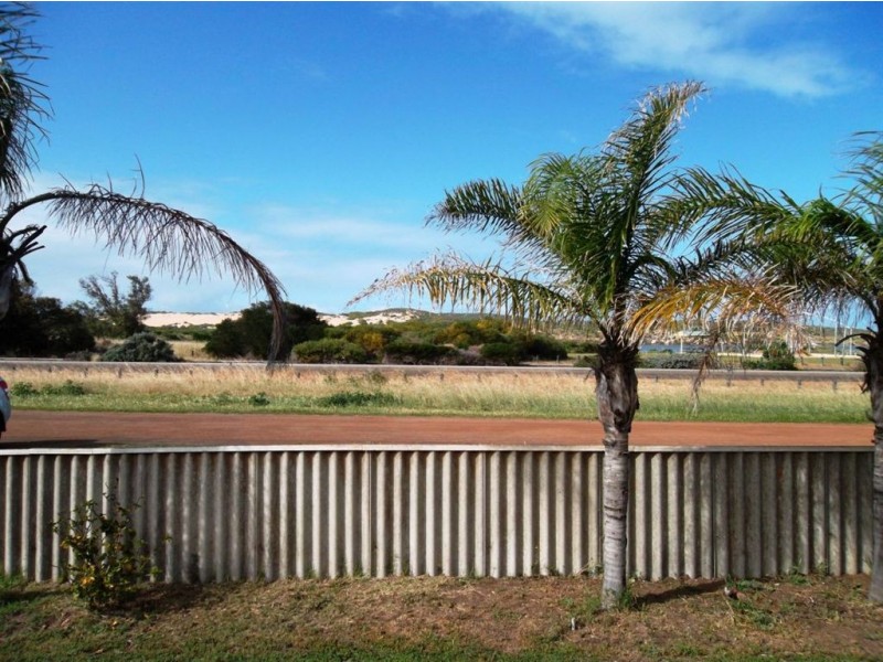 21 Gaskin Drive, Greenough WA 6532
