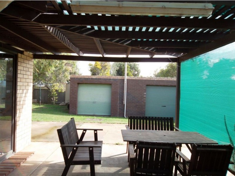 21 Gaskin Drive, Greenough WA 6532