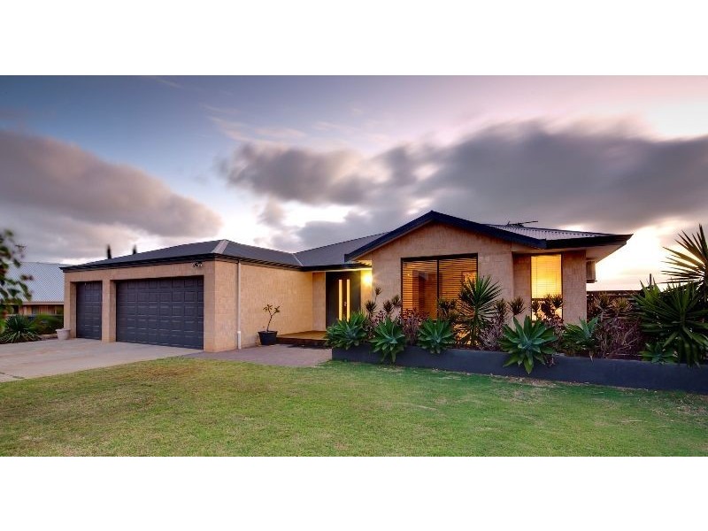 27 Wallabi Drive, Wandina WA 6530
