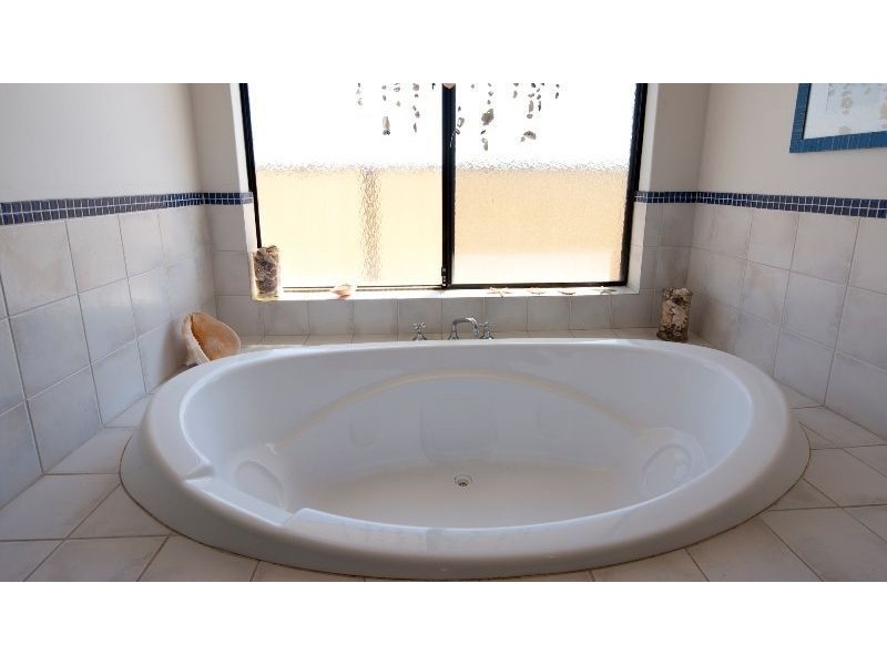 27 Wallabi Drive, Wandina WA 6530