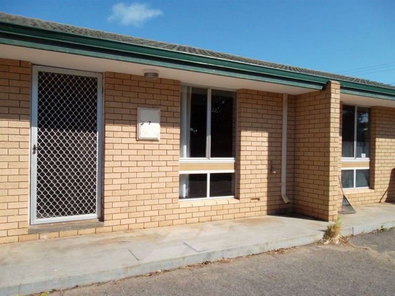 8/7 CARTER Street, Rangeway WA 6530