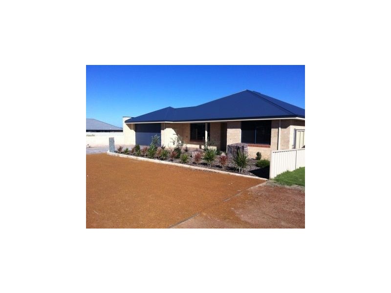 16 Windward Way, Drummond Cove WA 6532