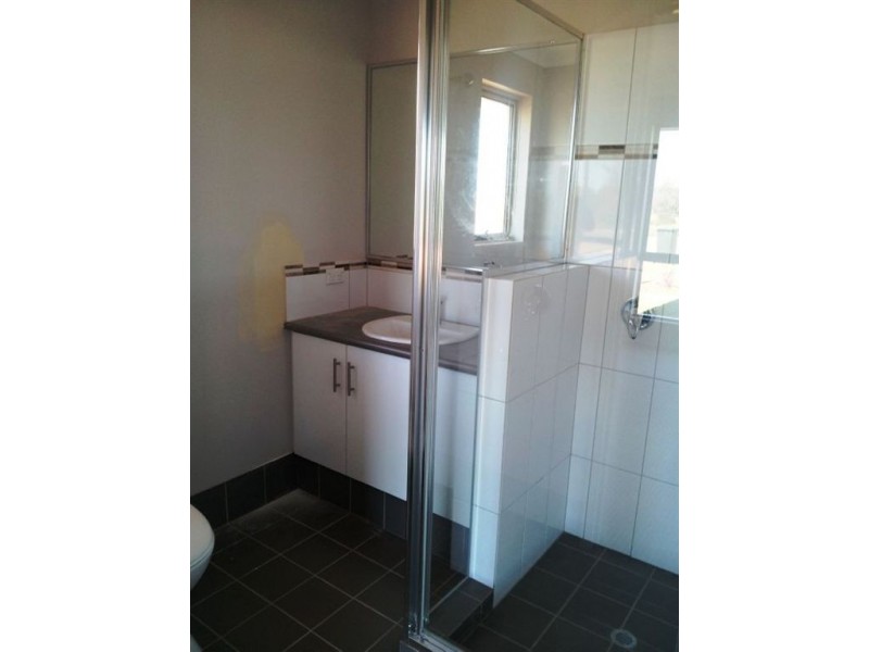 16 Yarraman Road, Waggrakine WA 6530