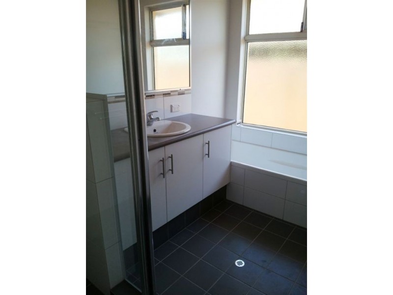 16 Yarraman Road, Waggrakine WA 6530