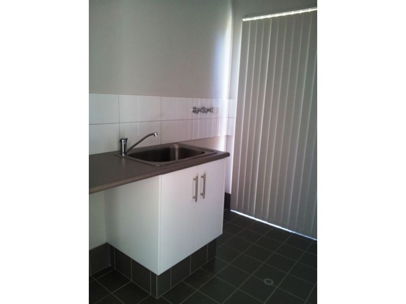 16 Yarraman Road, Waggrakine WA 6530