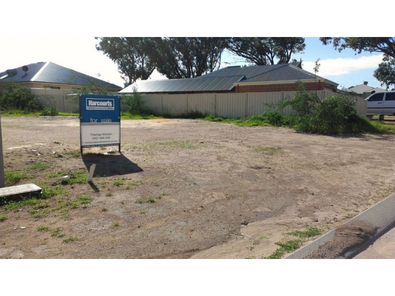 25 Coveside Way, Drummond Cove WA 6532