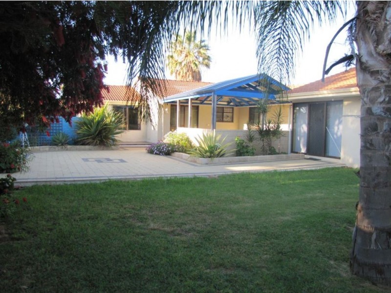 8 O’Connor Street, Bluff Point WA 6530