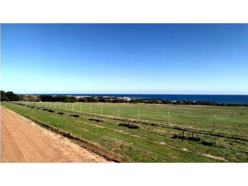 Lot 8 Wokarena Road, White Peak WA 6532