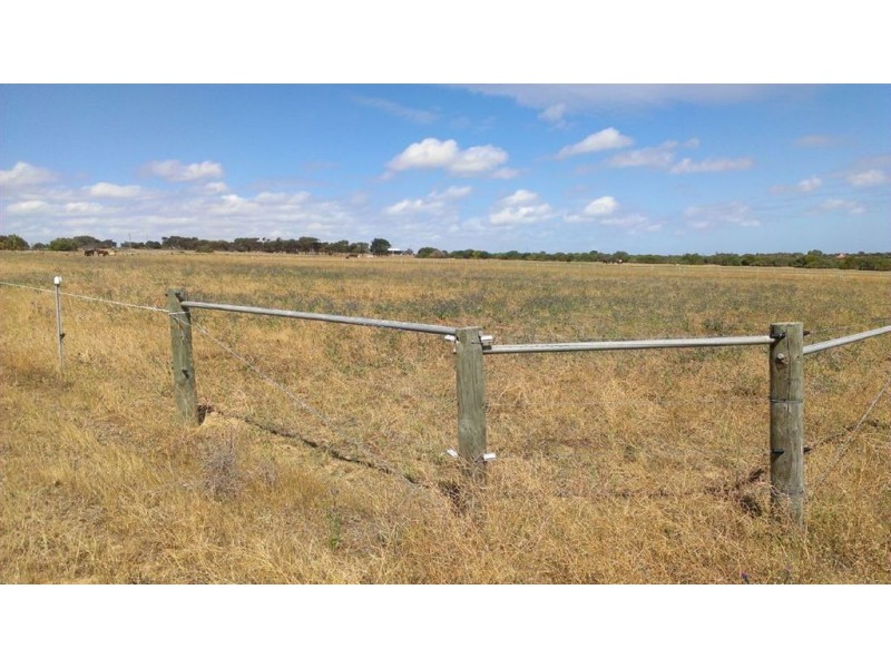 Lot 24 Wokarena Road, White Peak WA 6532