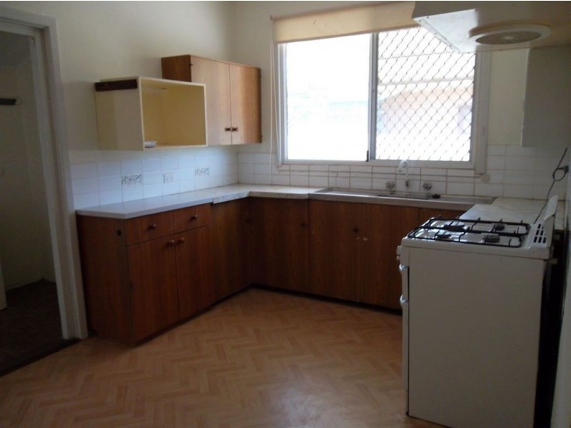 12 Abraham Street, Rangeway WA 6530