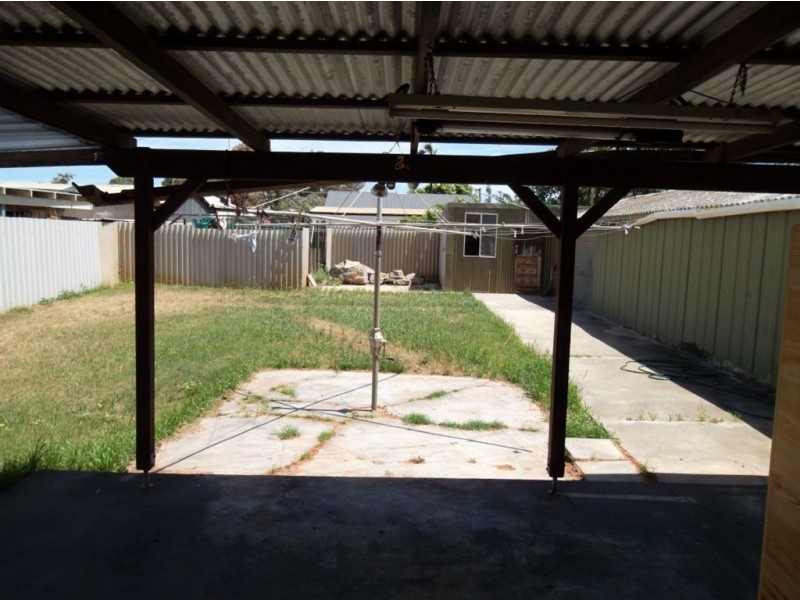 12 Abraham Street, Rangeway WA 6530