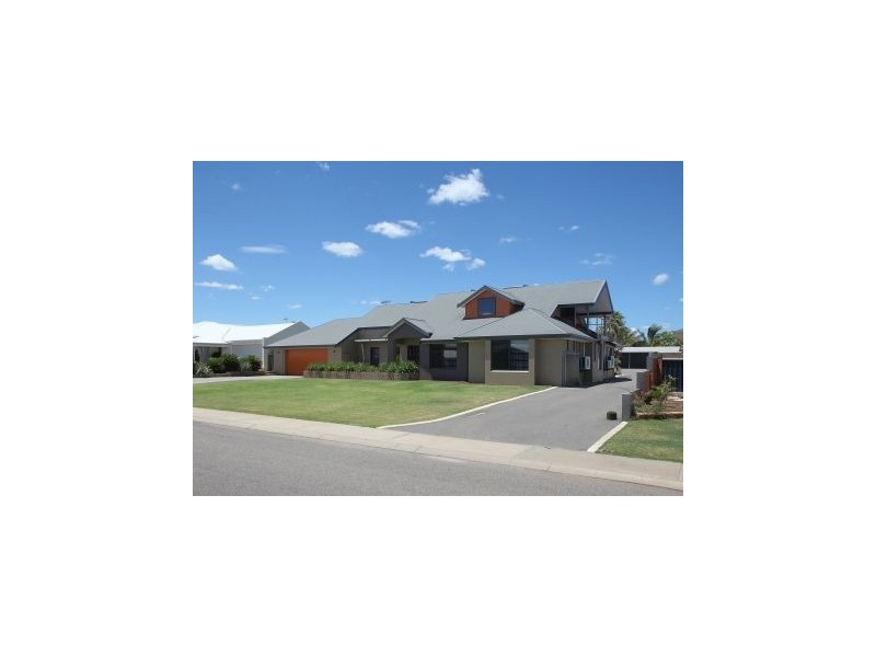 20 Waterfront Circle, Drummond Cove WA 6532