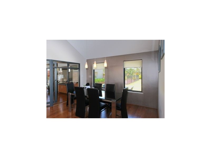 20 Waterfront Circle, Drummond Cove WA 6532