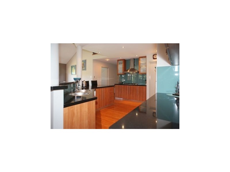 20 Waterfront Circle, Drummond Cove WA 6532