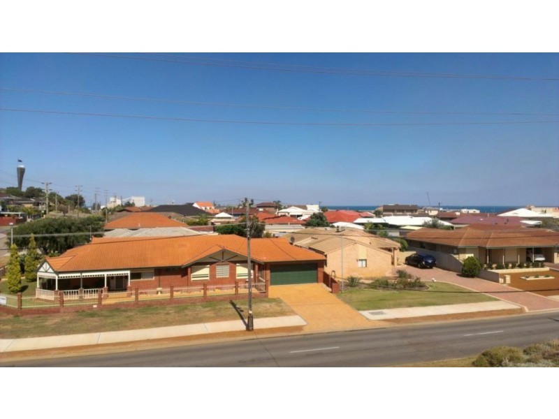 33 Eastern Road, Geraldton WA 6530