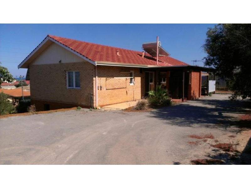 33 Eastern Road, Geraldton WA 6530