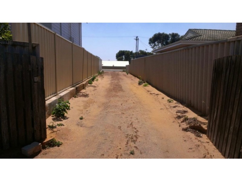 33 Eastern Road, Geraldton WA 6530