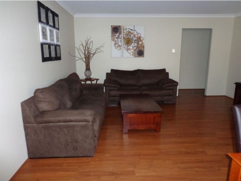 2 Essie Street, Wandina WA 6530