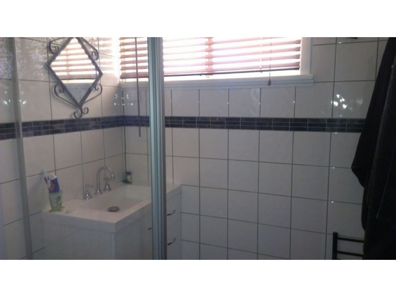 77 Kenny Crescent, Rangeway WA 6530