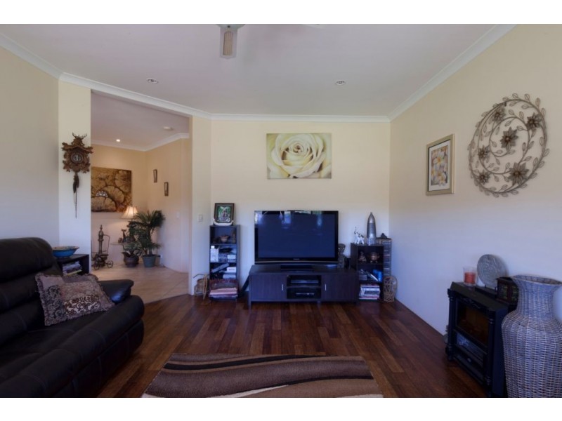 206 Eliza Shaw Drive, White Peak WA 6532