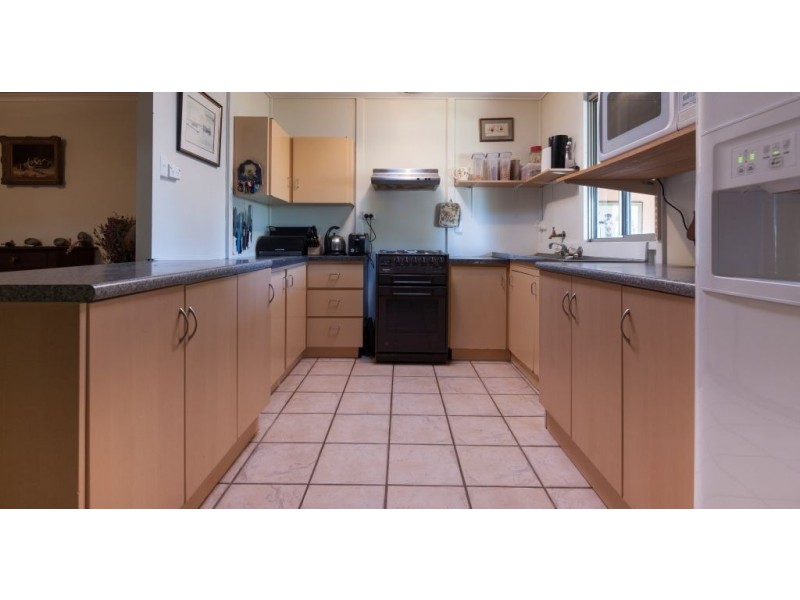 1812 Chapman Valley Road, Narra Tarra WA 6532