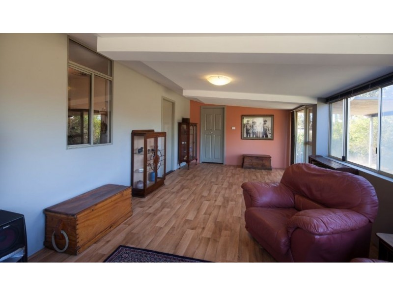 1812 Chapman Valley Road, Narra Tarra WA 6532