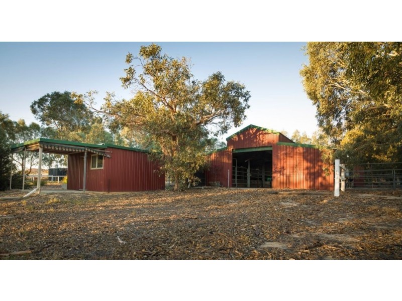 1812 Chapman Valley Road, Narra Tarra WA 6532