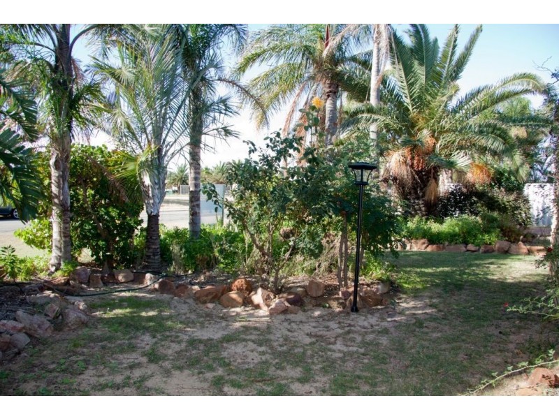 6 Hibiscus Street, Utakarra WA 6530