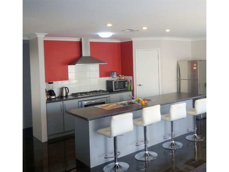 50 Derna Parade, Wandina WA 6530