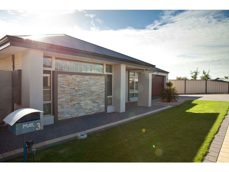 3 Viewpoint Mews, Drummond Cove WA 6532