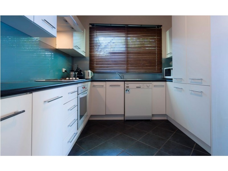 17 Eastbourne Road, Sunset Beach WA 6530