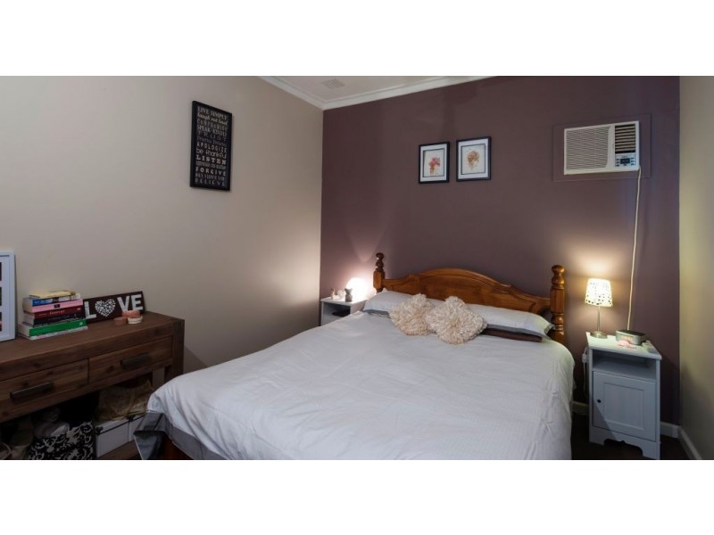 17 Eastbourne Road, Sunset Beach WA 6530