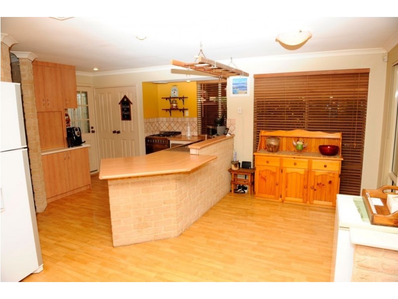 8 Volute Street, Sunset Beach WA 6530