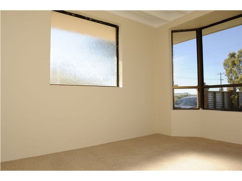 7 Mellows Place, Rangeway WA 6530